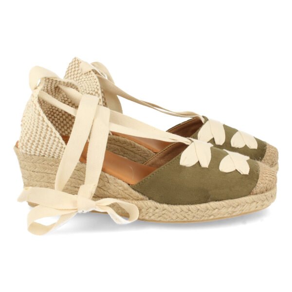 Sandalia de Cu?a con Yute y Cordones