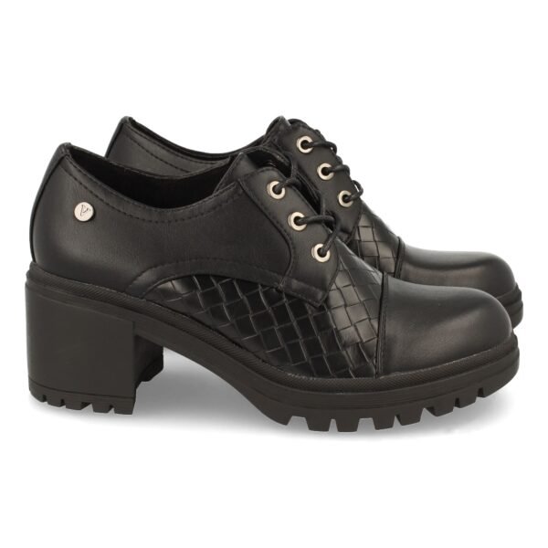Zapato de Tac?n con Cordones